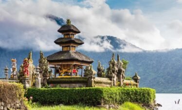 travel bali holiday